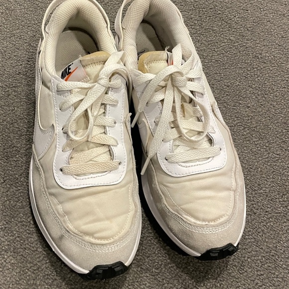 Nike Waffle Debut Sneakers - Picture 3 of 12